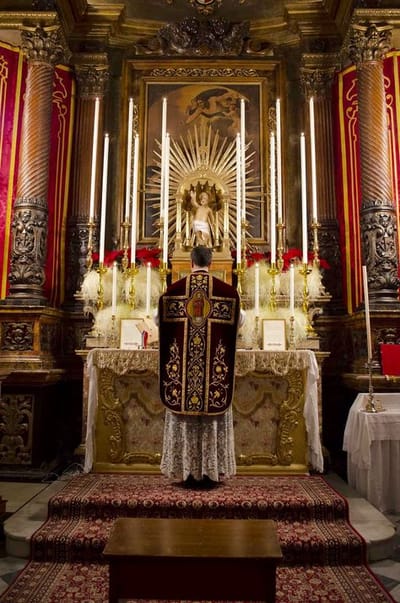 May The Lord Jesus Christ Bless The Faithful In All Thoughts and Actions Today... From Creighton's